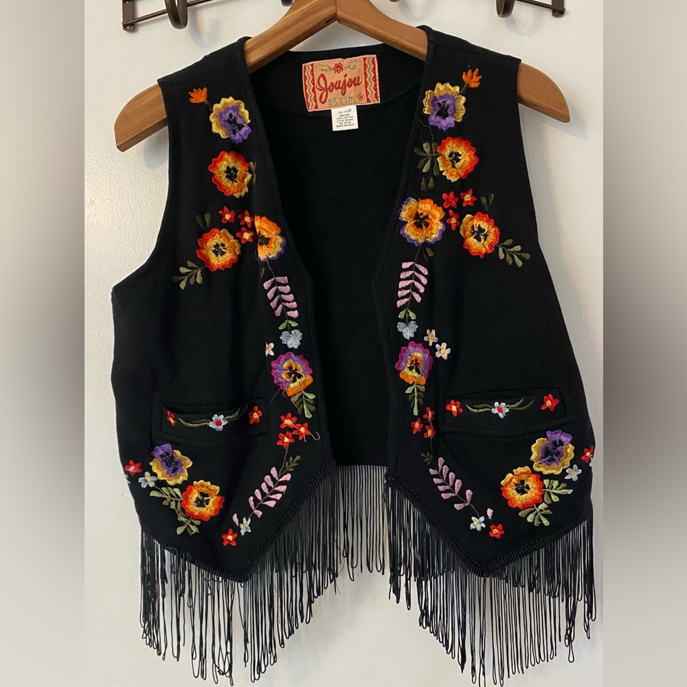 Jou Jou vintage embroidered fringed vest Size Medium